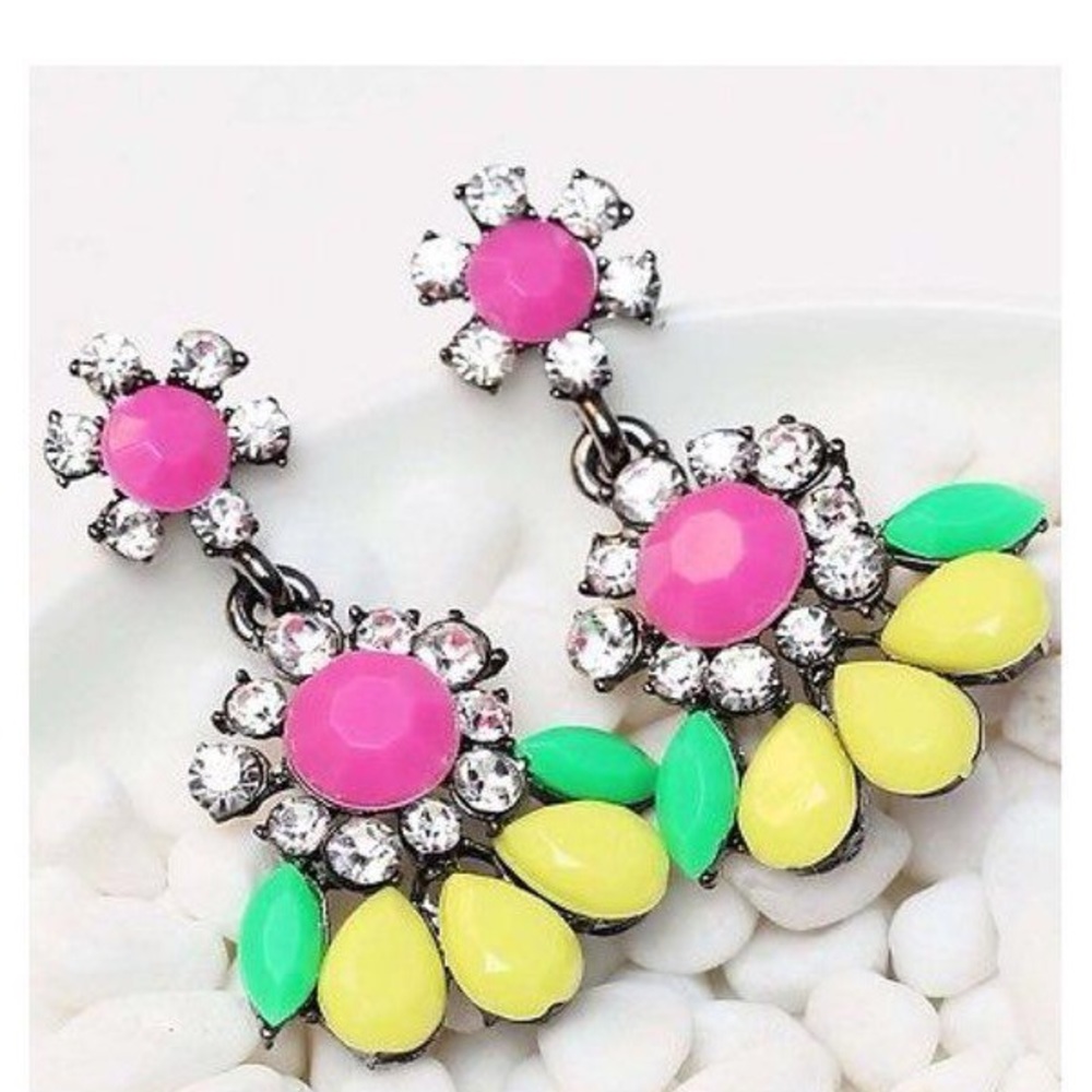 NEW! Multicolor Spring Fashion Drop Earrings